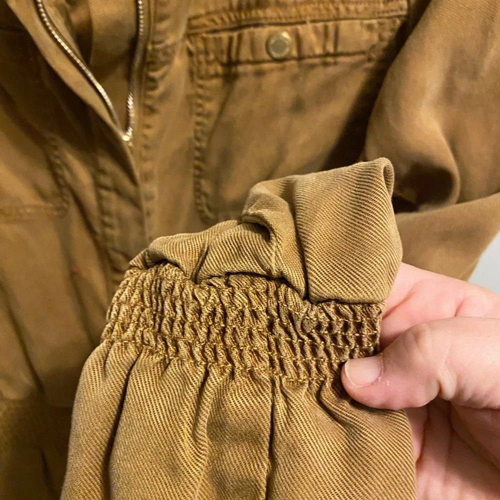 White House Black Market Tan Utility Jacket - Picture 2 of 12